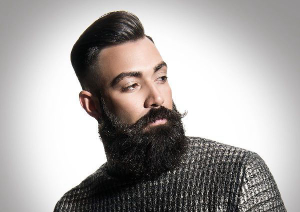 Porträt Mann mit Vollbarrt